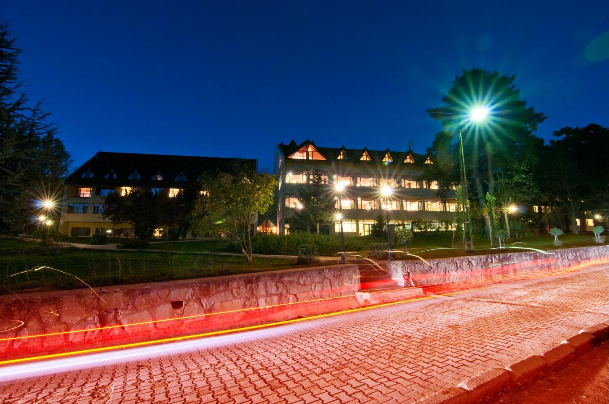 Buyuk Abant Hotel Экстерьер фото